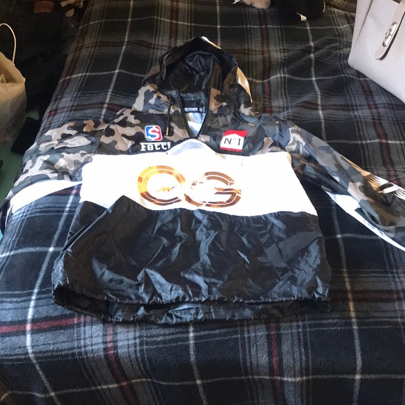 Jackets - Picture 2 of 3